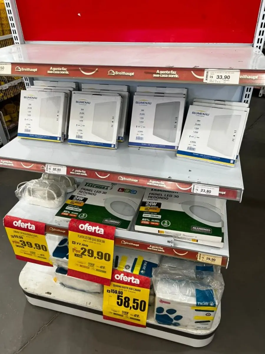 LOTE 002 - Lote englobado de todos os itens de ferragem