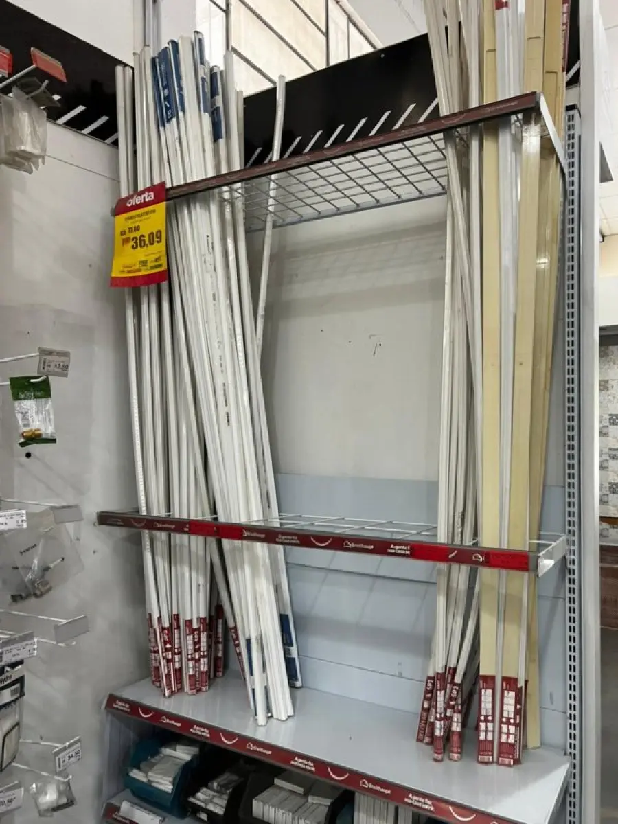 LOTE 002 - Lote englobado de todos os itens de ferragem