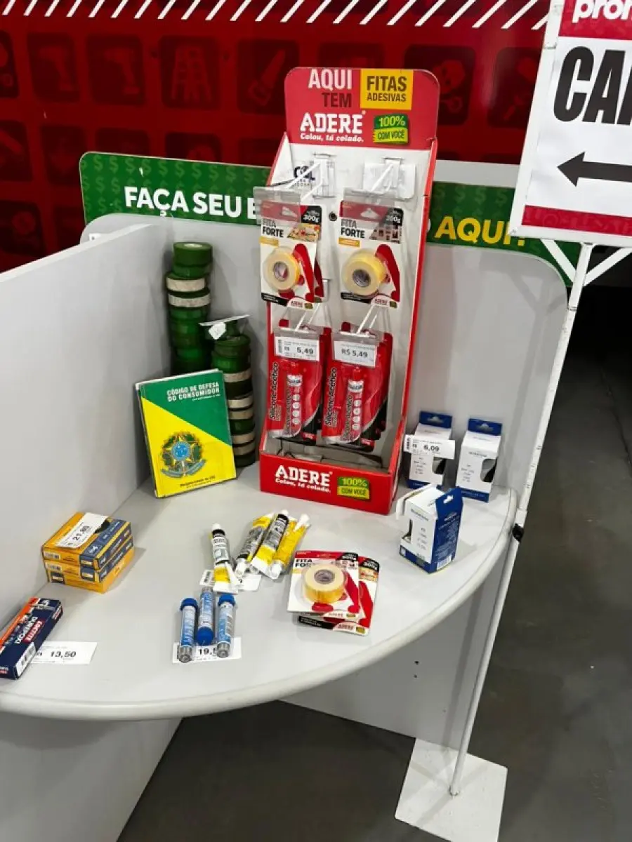 LOTE 002 - Lote englobado de todos os itens de ferragem