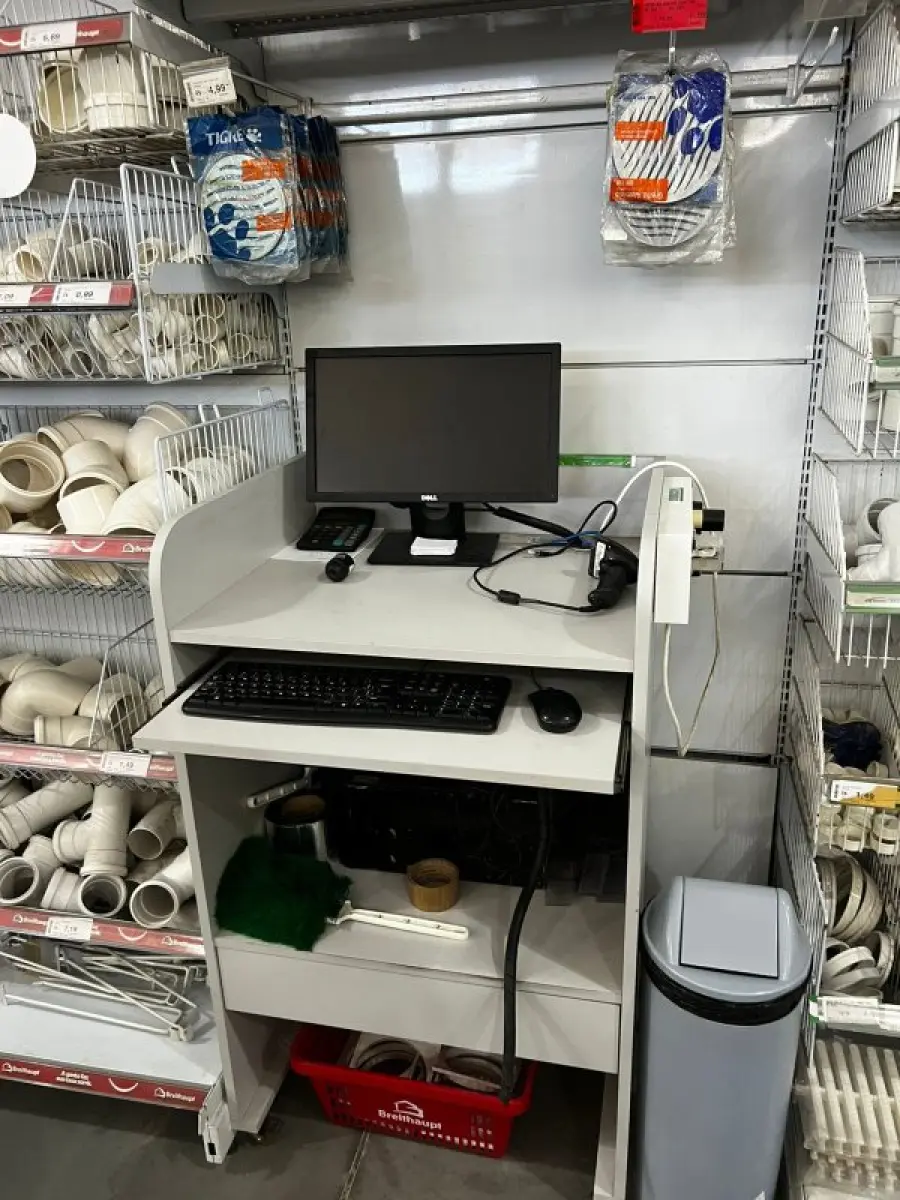 LOTE 002 - Lote englobado de todos os itens de ferragem