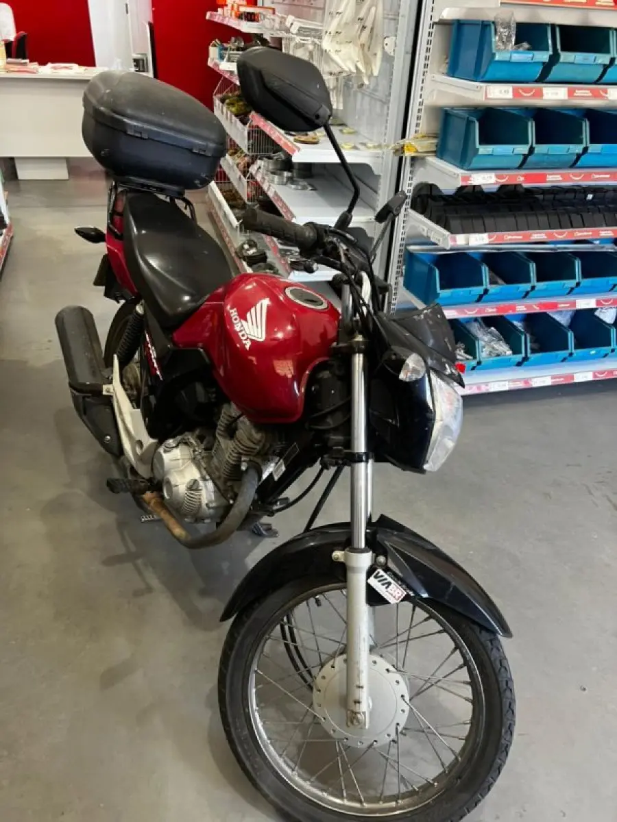 LOTE 003 - motocicleta Honda CG Fan, vermelha 2018/2018