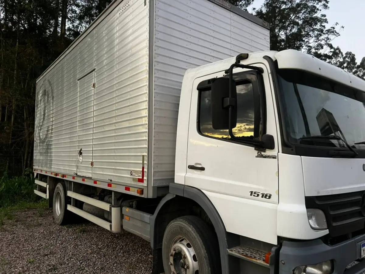 LOTE 001 - MERCEDES-BENZ ATEGO, fab/mod 2011/2012