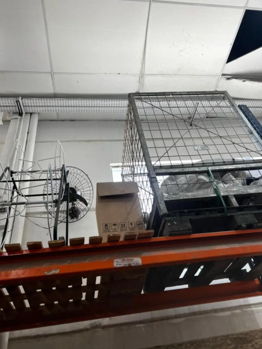 LOTE 002 - Lote englobado de todos os itens de ferragem