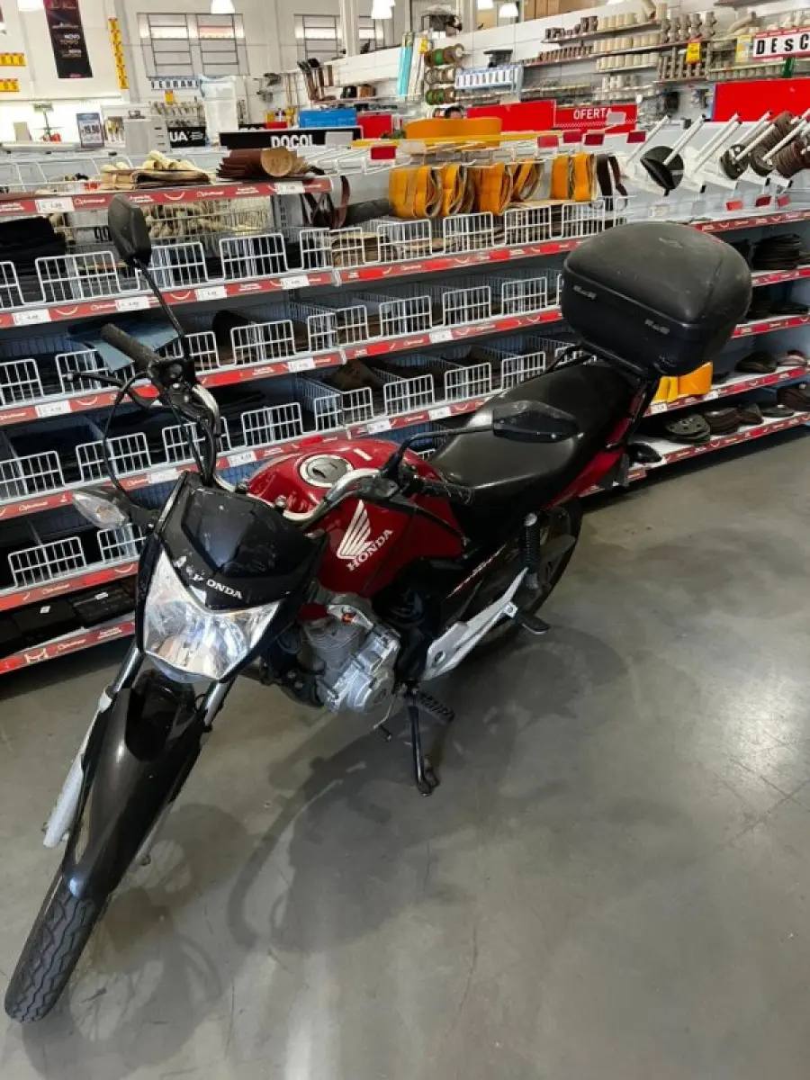 LOTE 003 - motocicleta Honda CG Fan, vermelha 2018/2018