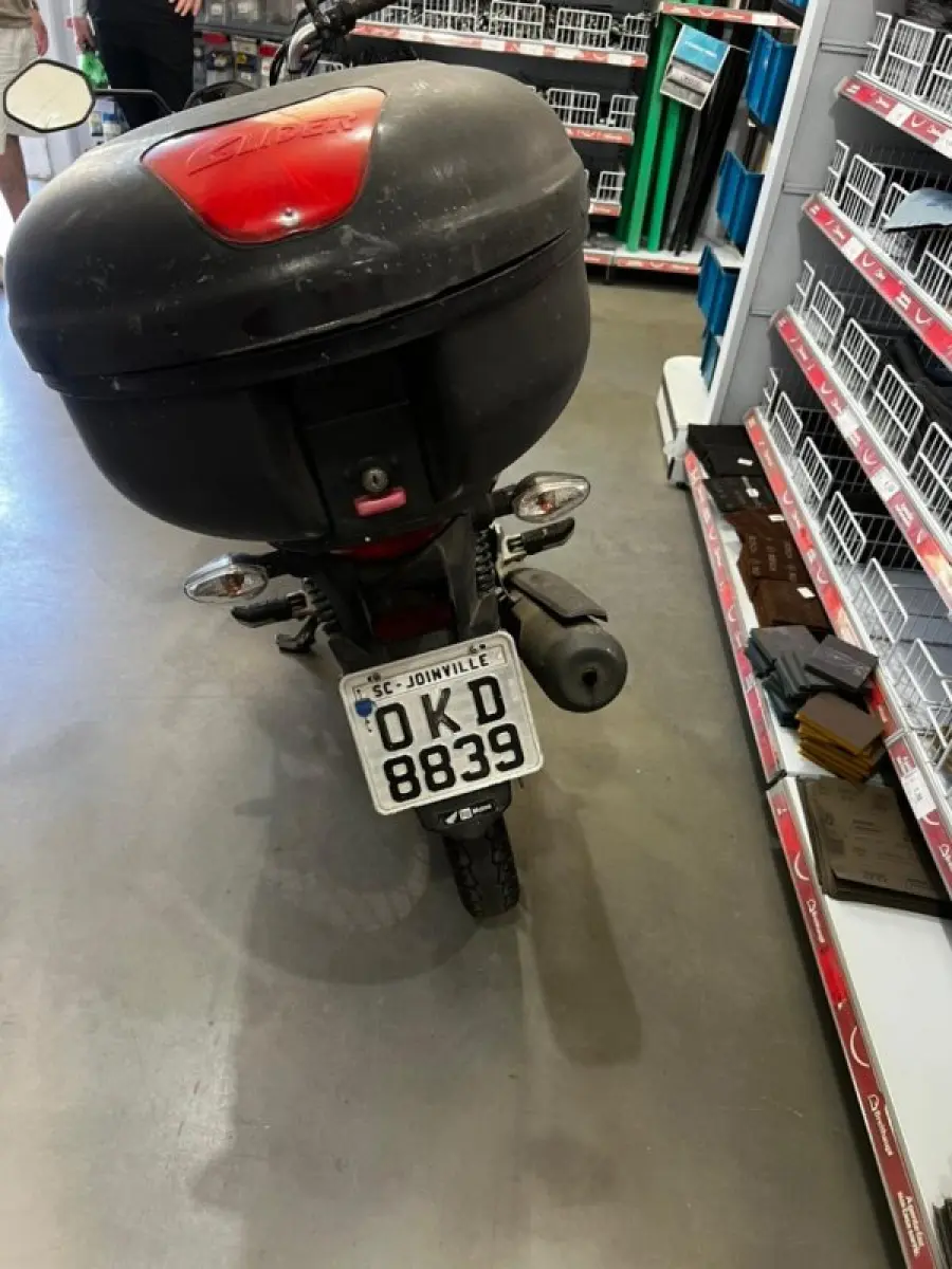 LOTE 003 - motocicleta Honda CG Fan, vermelha 2018/2018
