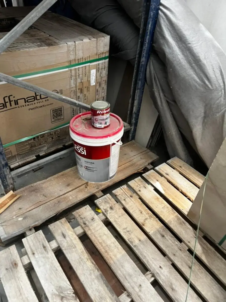 LOTE 002 - Lote englobado de todos os itens de ferragem