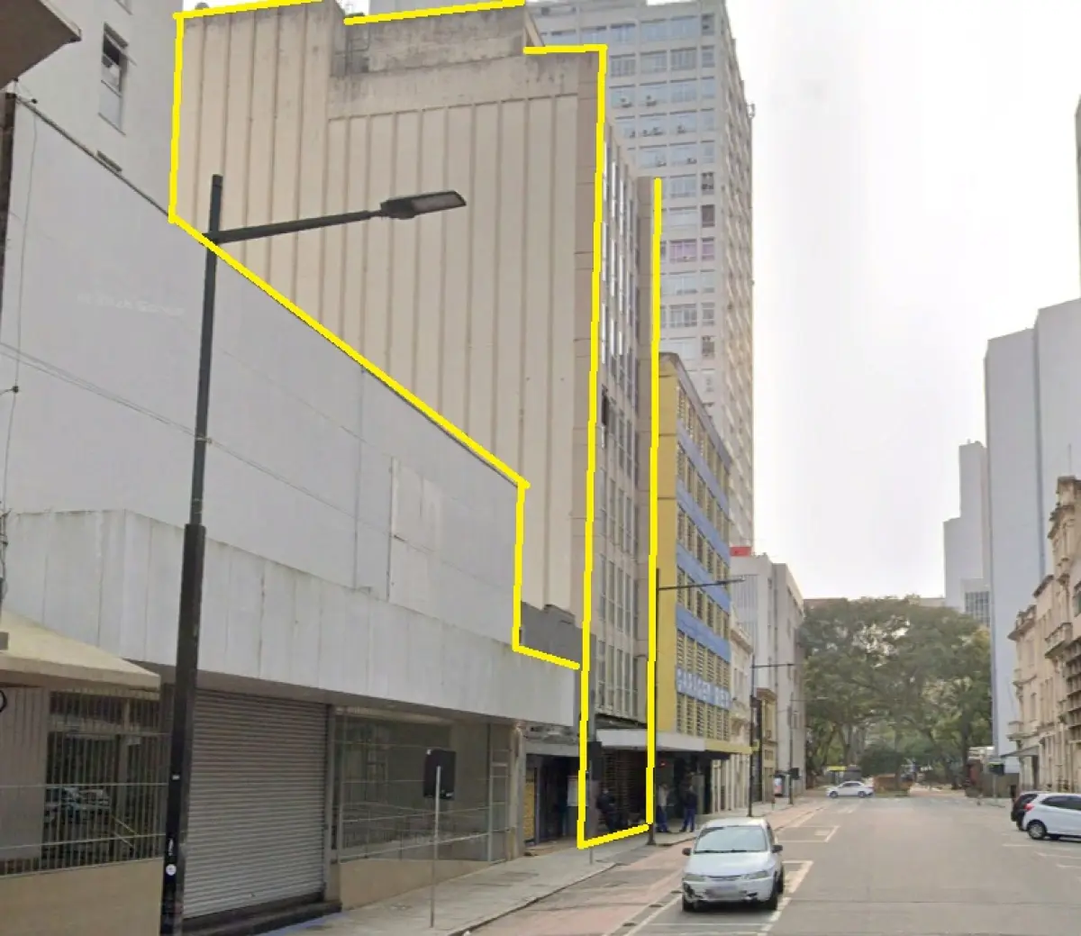 LOTE 004 - PRÉDIO NA 7 DE SETEMBRO COM 8 ANDARES E TÉRREO