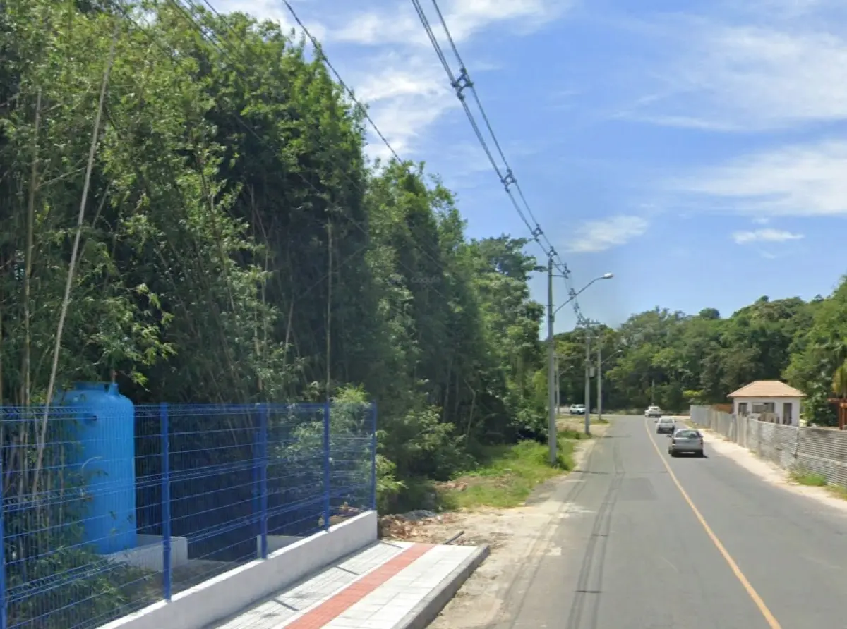 LOTE 004 - GRANDE TERRENO ESQUINA RUA RUI STOKLER DE SOUZA  E RUA WALTER BELINZONICOM 15.949,77m2