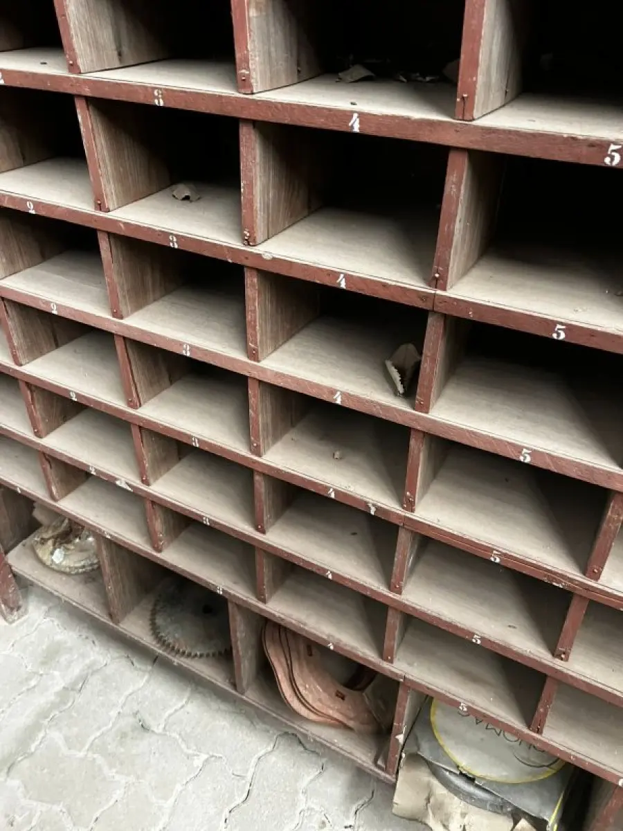 LOTE 001 - Lote com peças diversas para plantadeiras, tratores, colheitadeiras