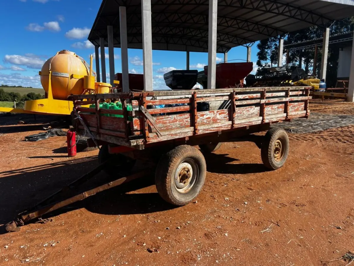 LOTE 180