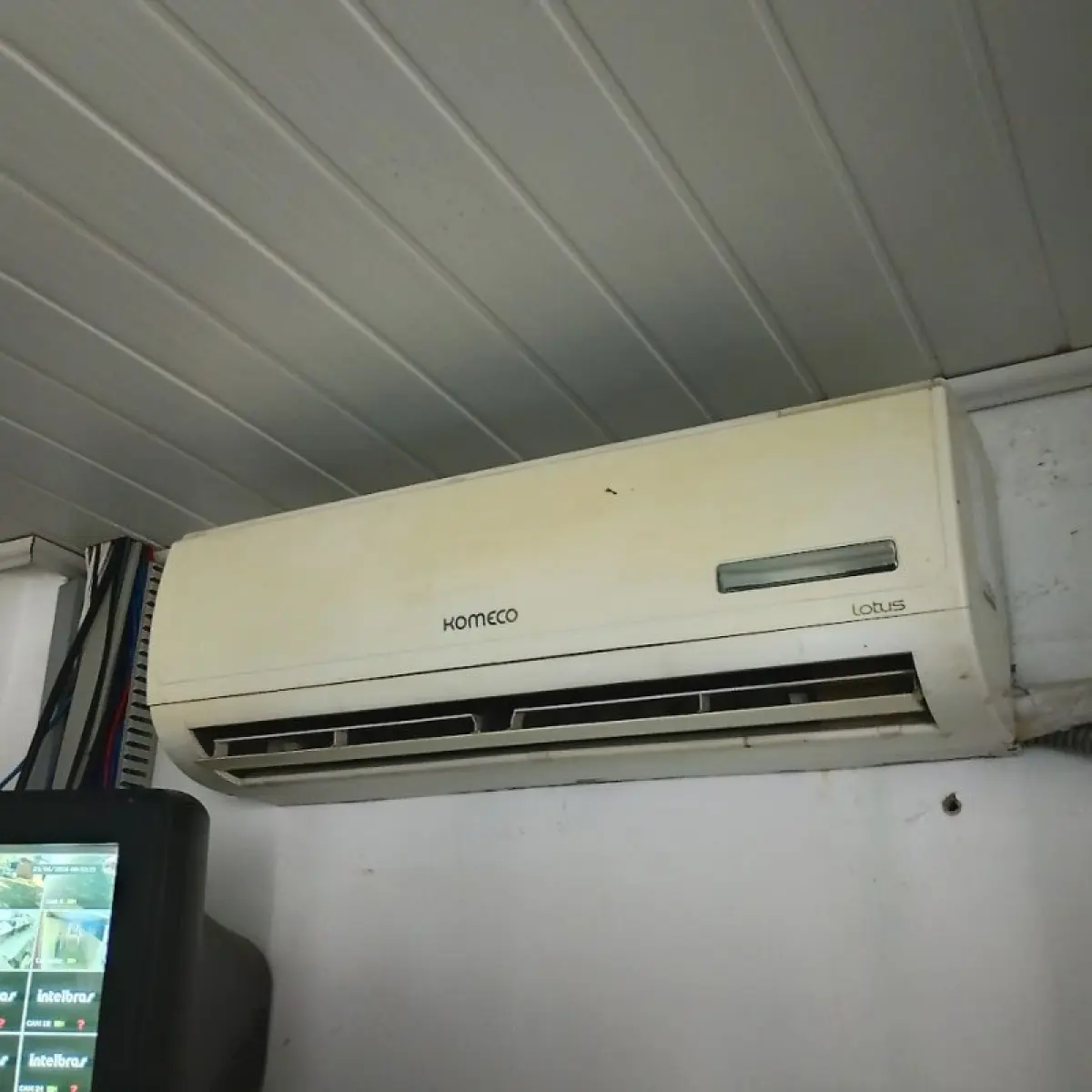 LOTE 007 - ar split no esc