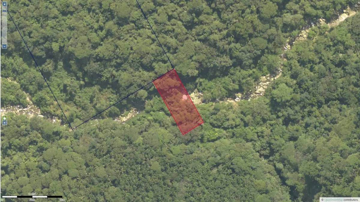 LOTE 001 - UMA GLEBA DE TERRAS destacada de área maior, localizada no distrito industrial deste município e comarca de Cubatão