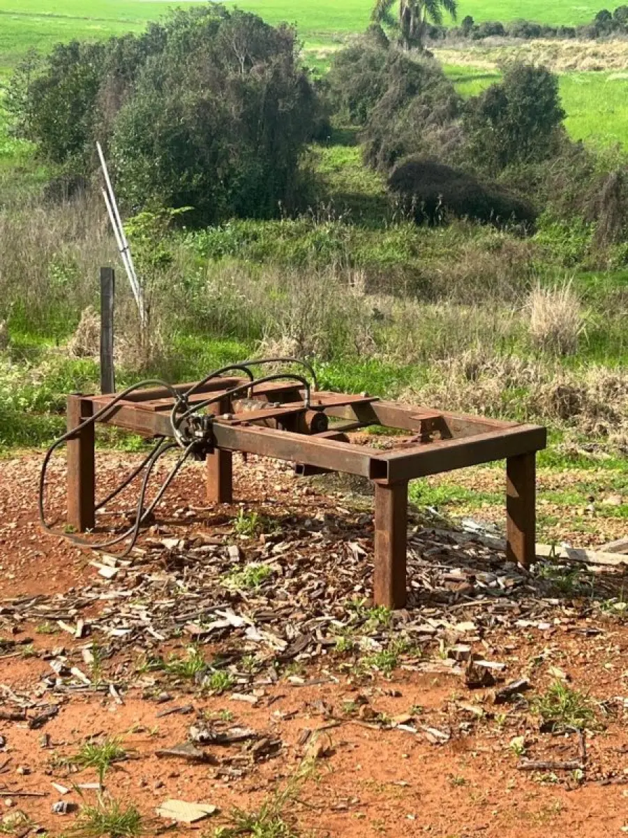 LOTE 185
