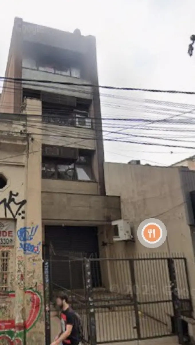 LOTE 000 - Prédio Comercial na Rua Lima e Silva: A fração de 50% sobre o imóvel na Rua Lima e Silva nº 266,