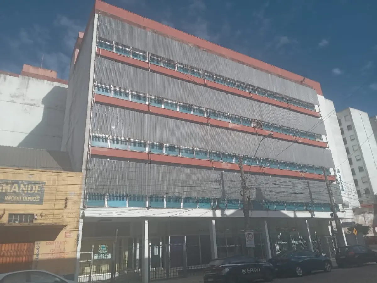 LOTE 003 - Agencia, prédio inteiro na cidade de Rio Grande, Centro, Rua Mal. Floriano Peixoto 296, esquina com Rua Ewbank