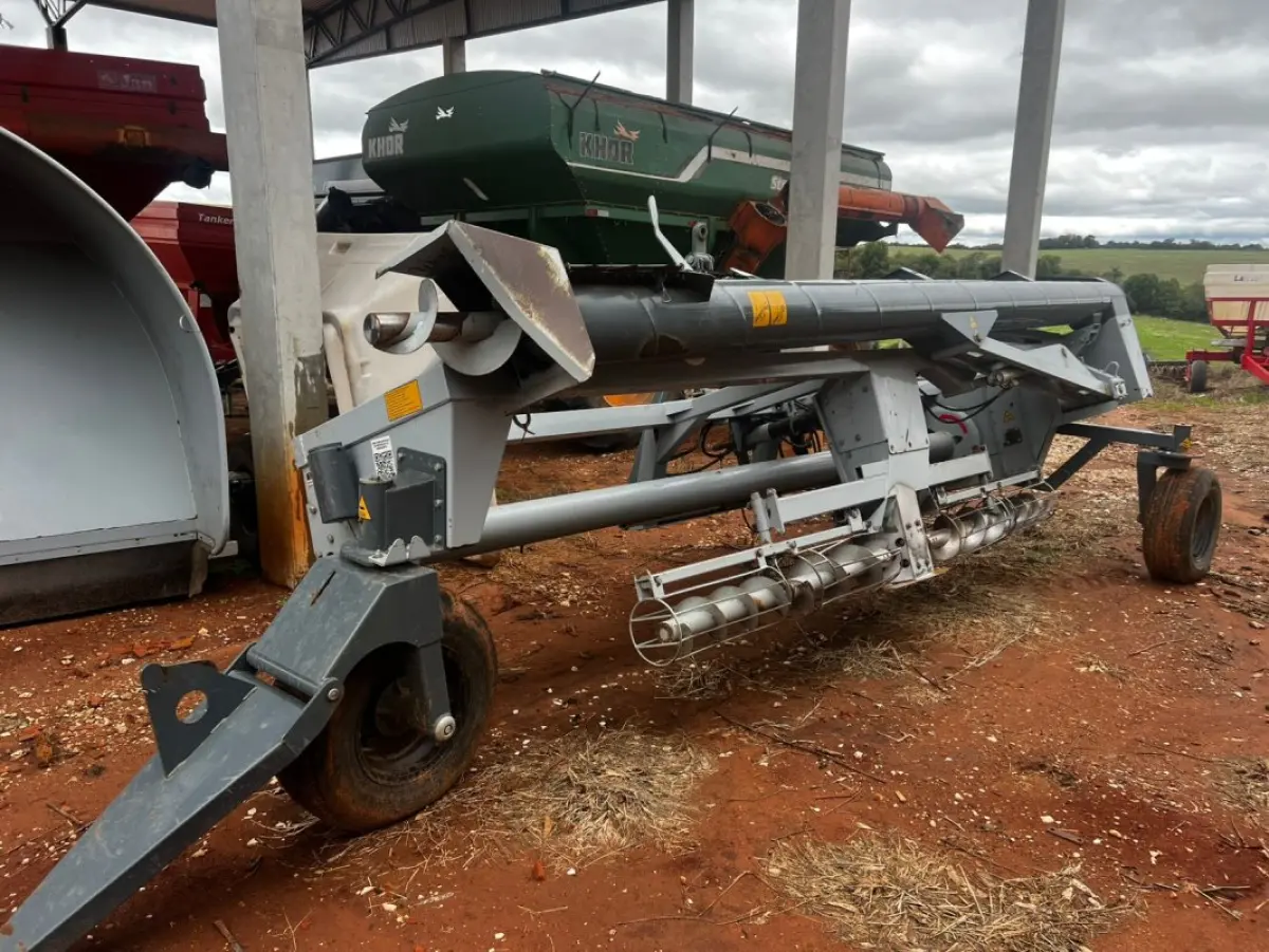 LOTE 112 - 01 Desembutidor Outgrain 215 MARCHER cinza