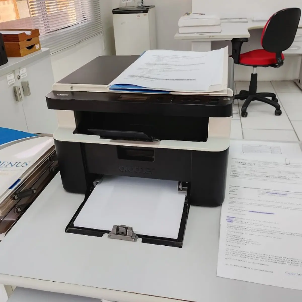 LOTE 009 - moveis no Administrativo