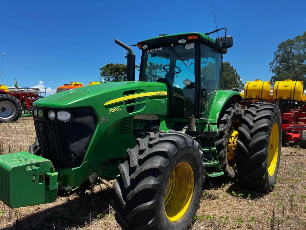 LOTE 158 - Trator 7200 JOHN DEERE 2021 - 1BM7200JPKH001356