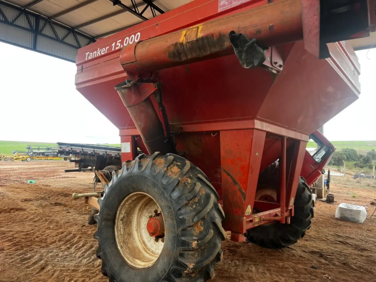 LOTE 106 - 01 Graneleiro JAN Tanker 15.000