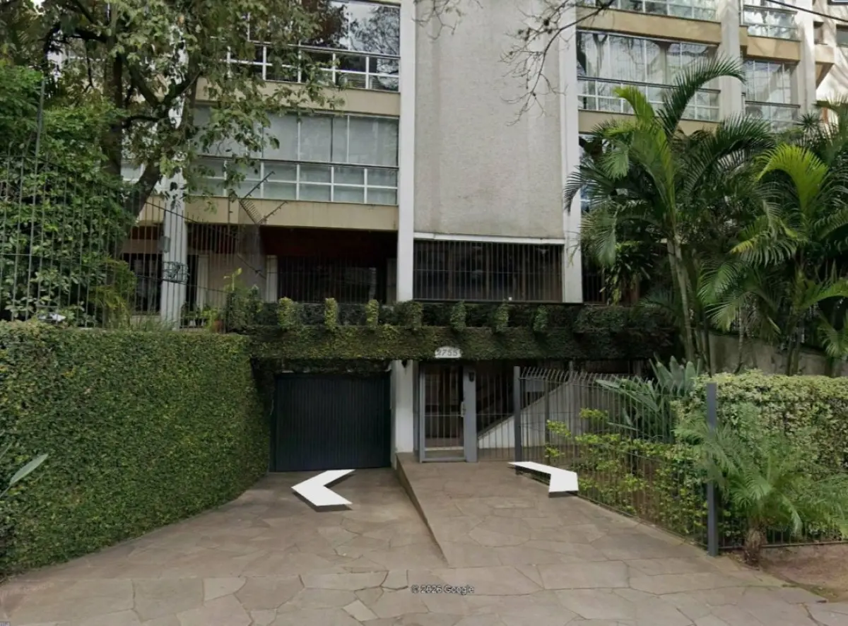 LOTE 000 - EXCELENTE APT NA AV NILO PEÇANHA 2755, COM 204M2 TOTAIS E MAIS 3 BOX