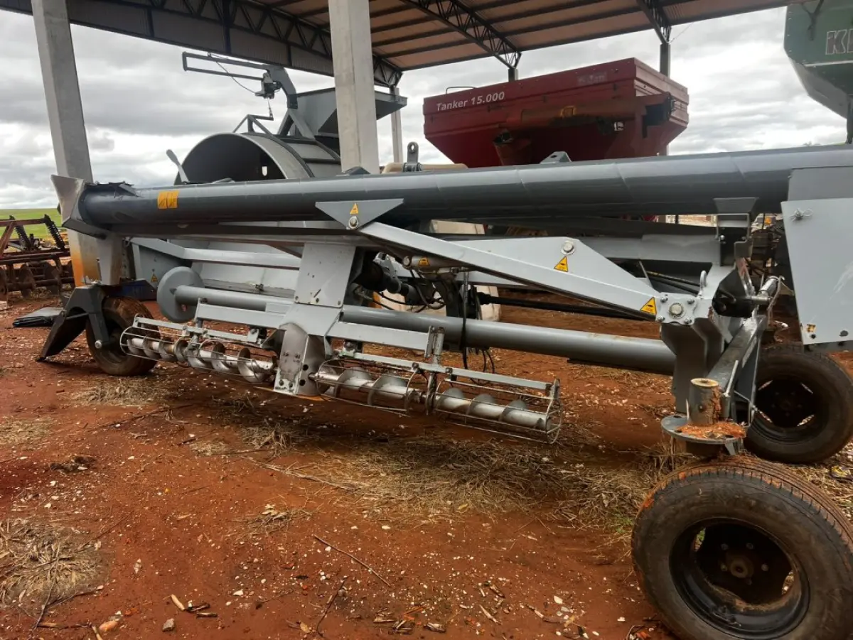 LOTE 112 - 01 Desembutidor Outgrain 215 MARCHER cinza