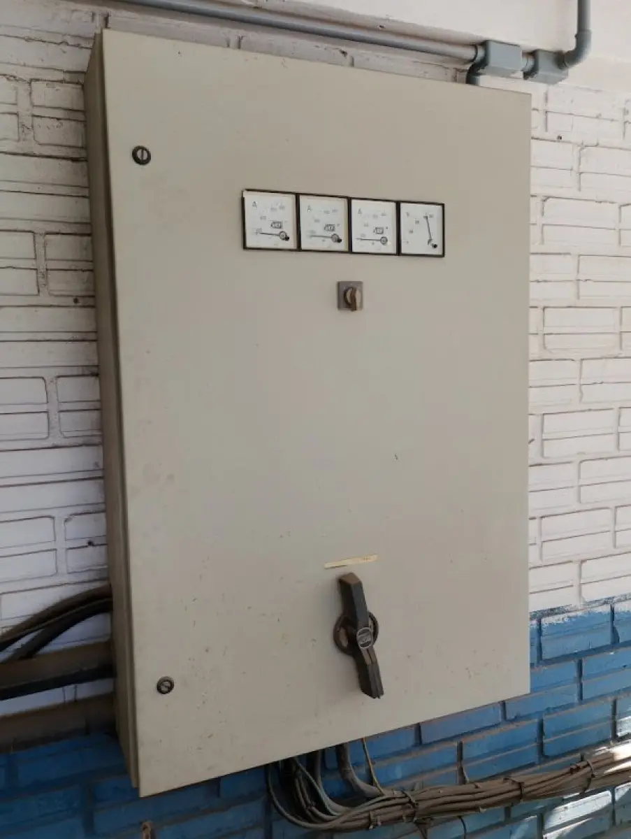 LOTE 128