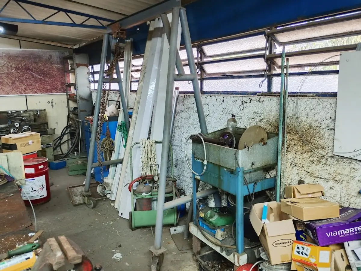 LOTE 141 - lote de  manutençao 