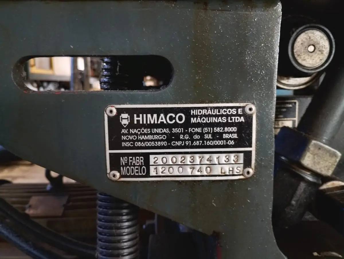 LOTE 036 - injetora Himaco 1200-740 - 740