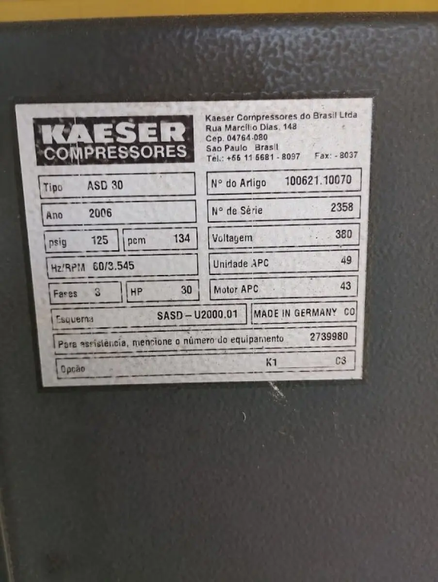 LOTE 122 - 01 compressor de ar parafuso KAESER, modelo ASD 30, 30 HP, ano 2006 (380V).
