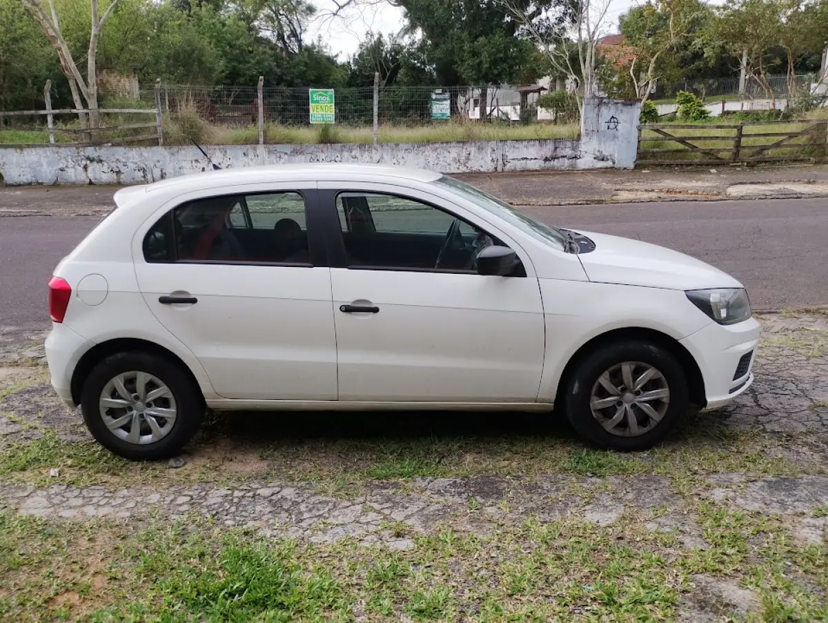 LOTE 002 - VVW Gol 4 portas placa JAZ 6D51 ano mod 21/22