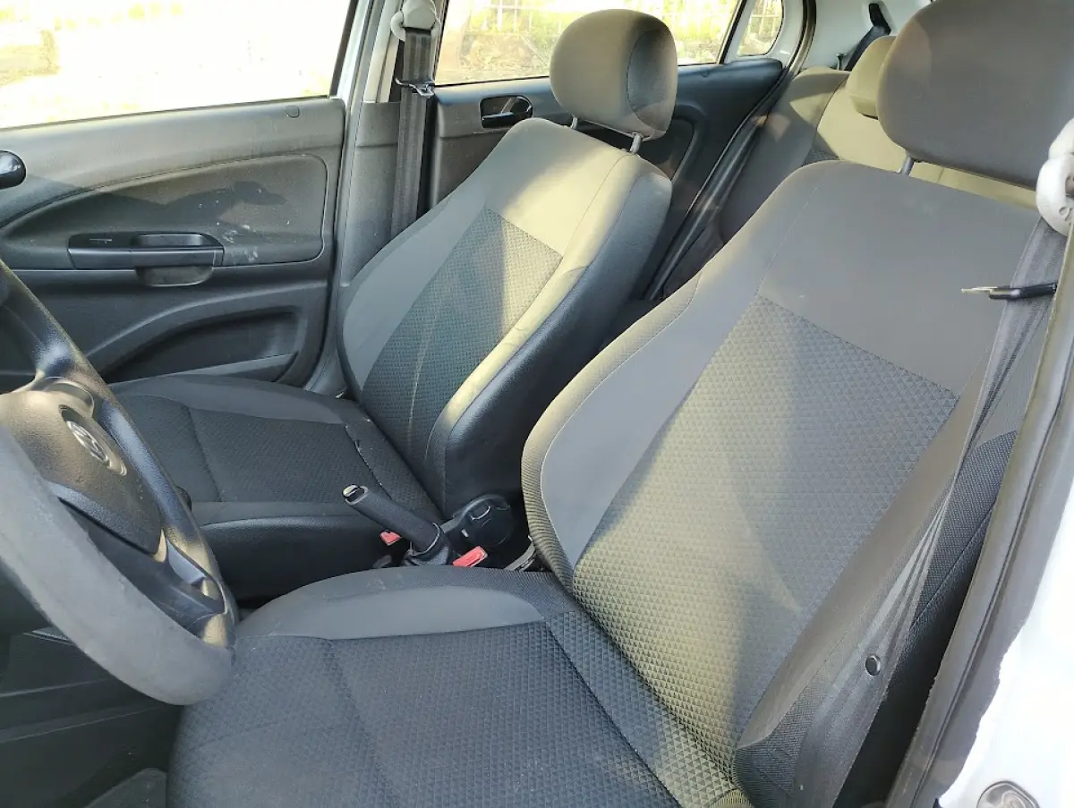 LOTE 005 - VVW Gol 4 portas Placas JAZ9A53 ano mod 21/22