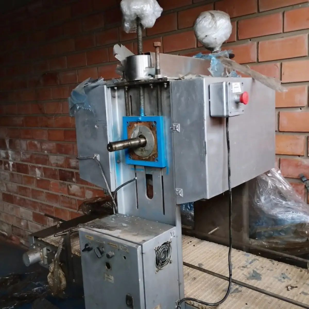 LOTE 007 - Máquina Industrial de Embalagem Automática