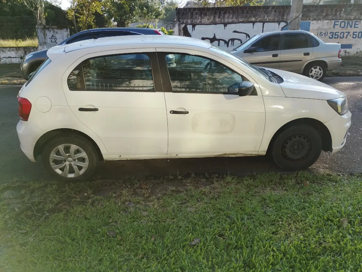LOTE 005 - VVW Gol 4 portas Placas JAZ9A53 ano mod 21/22