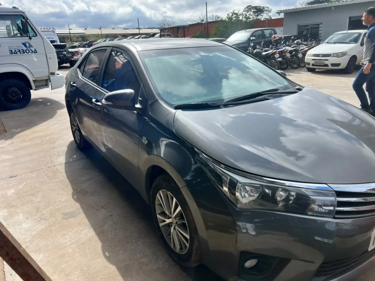 LOTE 000 - Toyota Corolla XEi 2.0 Flex 16V Aut. fabricação/modelo 2015/2015