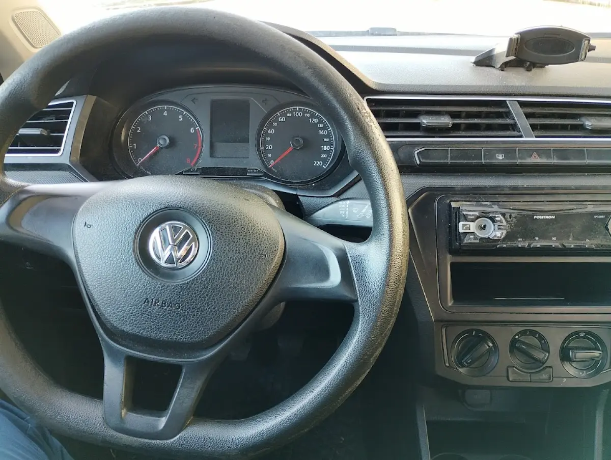 LOTE 005 - VVW Gol 4 portas Placas JAZ9A53 ano mod 21/22