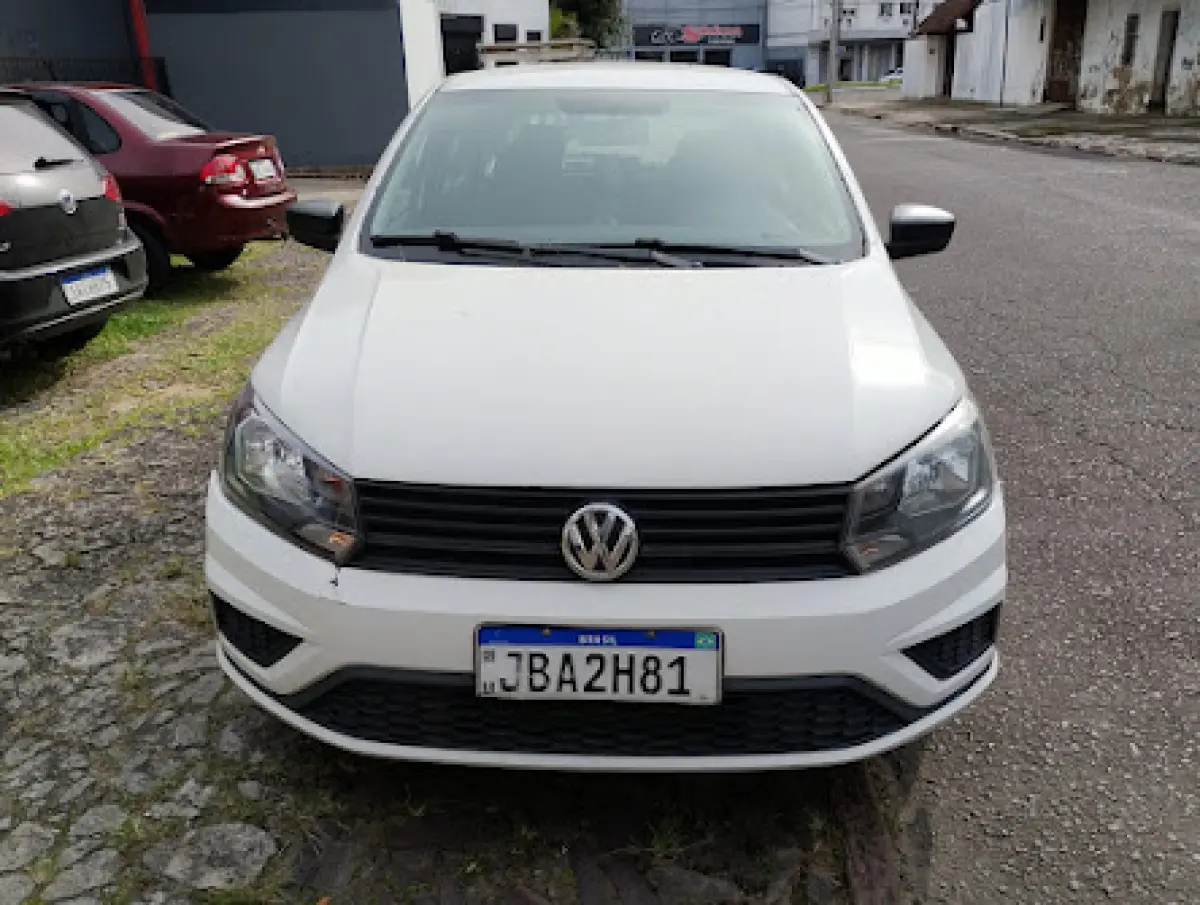 LOTE 004 - VVW Gol 4 portas Placa JBA2H81 ano mod 21/22