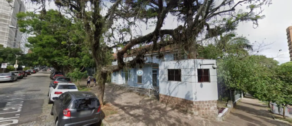 LOTE 000 - prédio com área construída de 13.296,00 m² e seu respectivo terreno de configuração irregular. •	Endereço: Rua Doutor Lauro de Oliveira, nº 71, Bairro Rio Branco, Porto Alegre/RS.