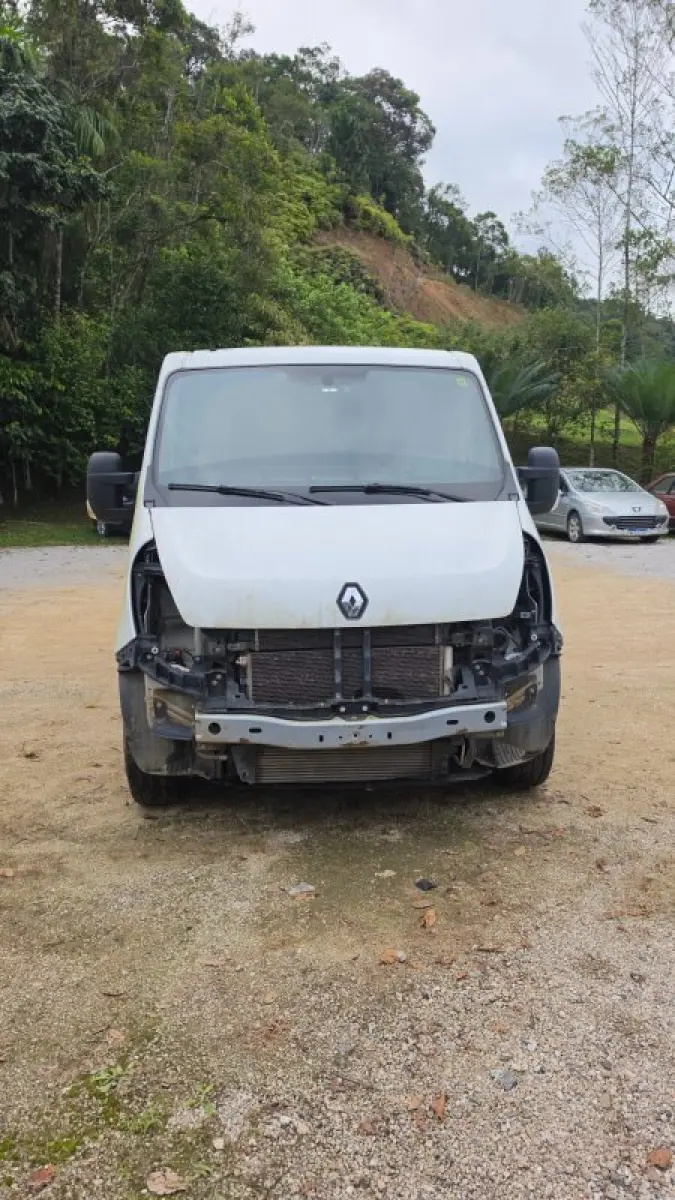 LOTE 000 - Master 2.3 dCi Furgão 16v Diesel, cor branca, fabricação/modelo 2020/2020
