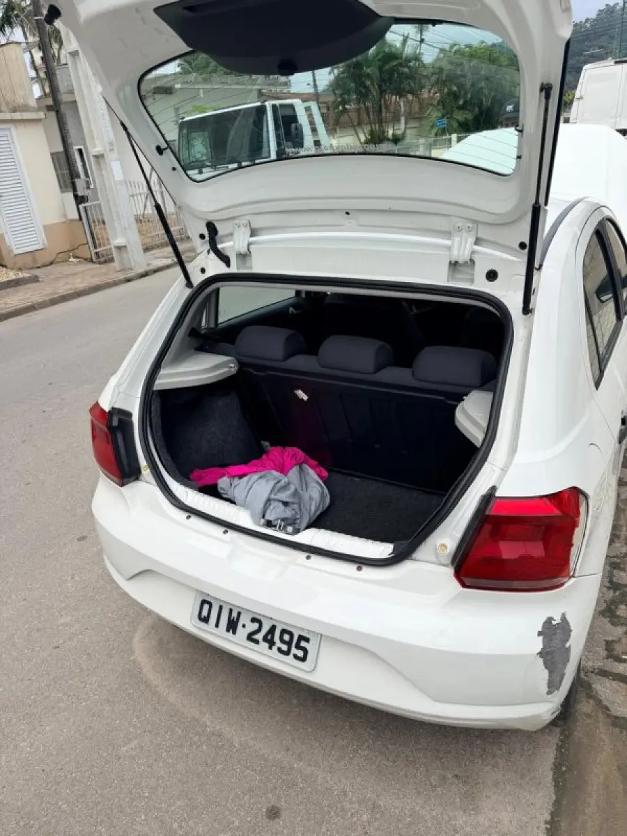 LOTE 000 - VolksWagen Gol 1.0 Flex 12V 5p, branca, fabricação/modelo 2018/2019