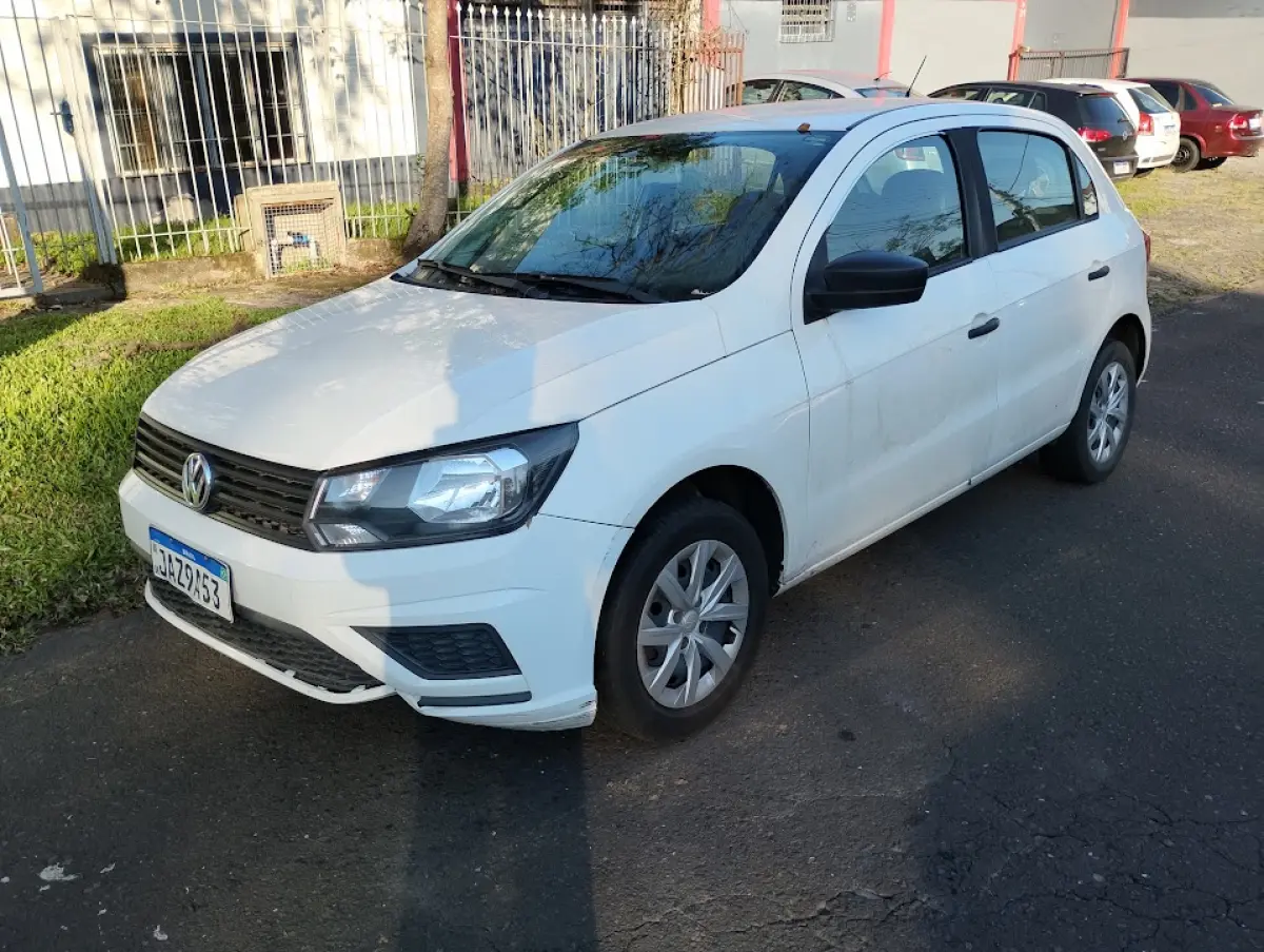 LOTE 005 - VVW Gol 4 portas Placas JAZ9A53 ano mod 21/22