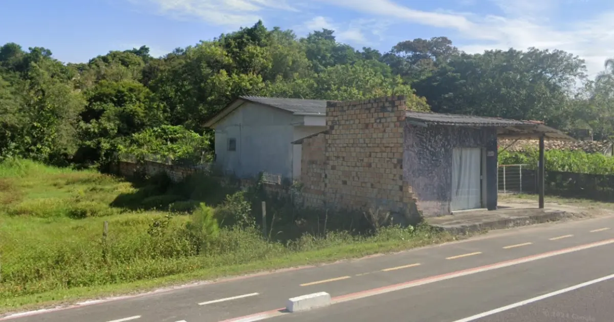 LOTE 000 - Um terreno rural, situado na Rodovia Valmiro Manoel Gonçalves, 6100, no lugar denominado Balneário Morro dos Conventos, Município de Araranguá-SC