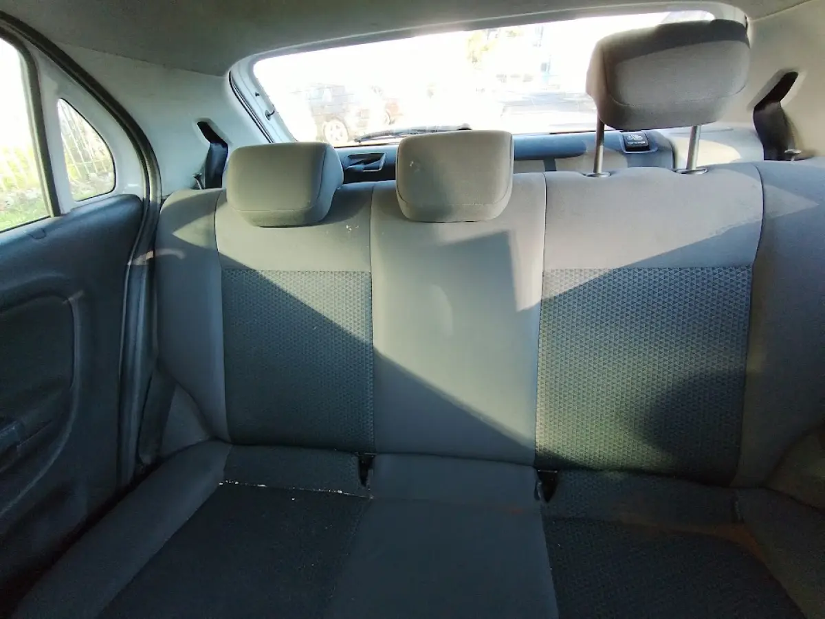 LOTE 005 - VVW Gol 4 portas Placas JAZ9A53 ano mod 21/22