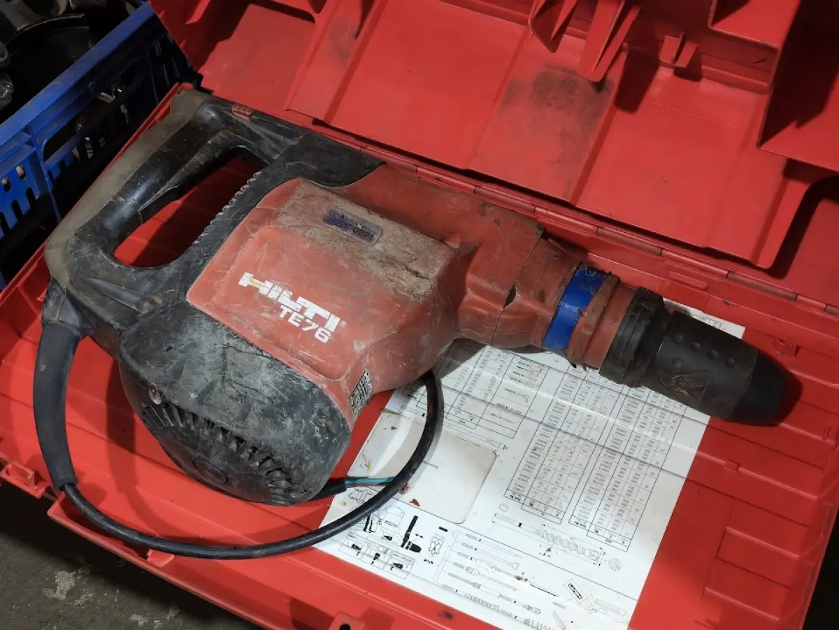 LOTE 000 - EQUIPAMENTOS INDUSTRIAIS