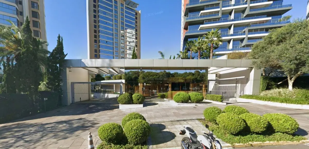 Garagem/Box no Jardim Europa (foto 1 de 2)