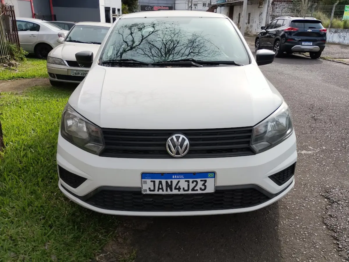 LOTE 001 - VVW Gol 4 portas placa JAN 4J23  ano mod 21/22