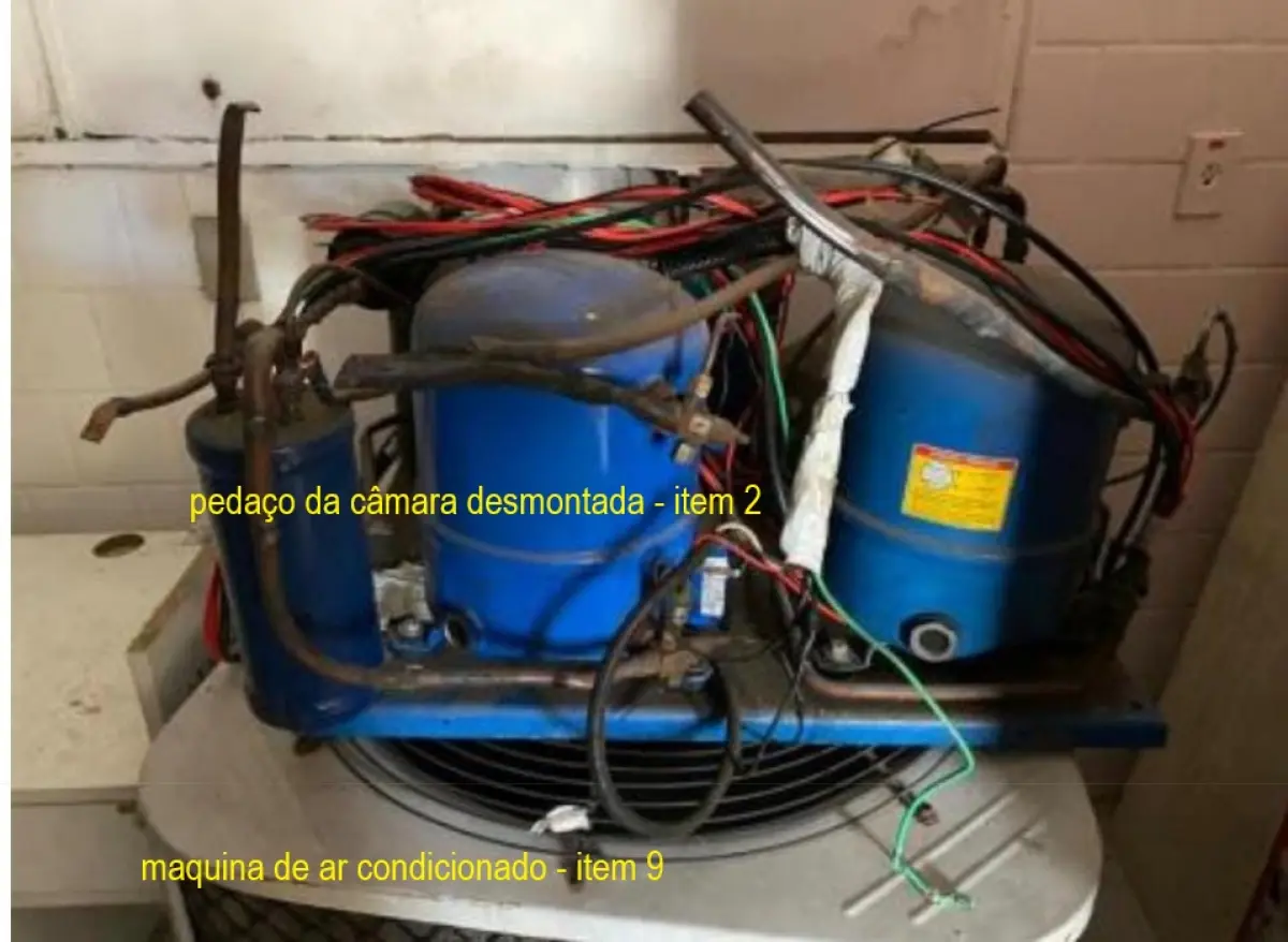 LOTE 001 - UTENSÍLIOS, EQUIPAMENTOS E MOBILIÁRIO