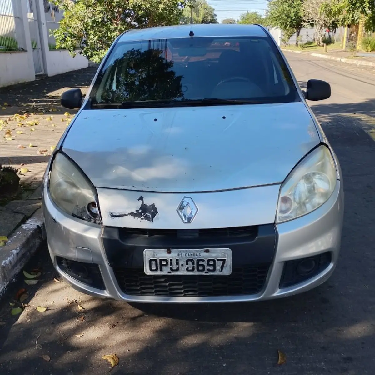 LOTE 000 - Renault/Sandero Aut1016V.0, fabricação/modelo 2013/2013, cor prata