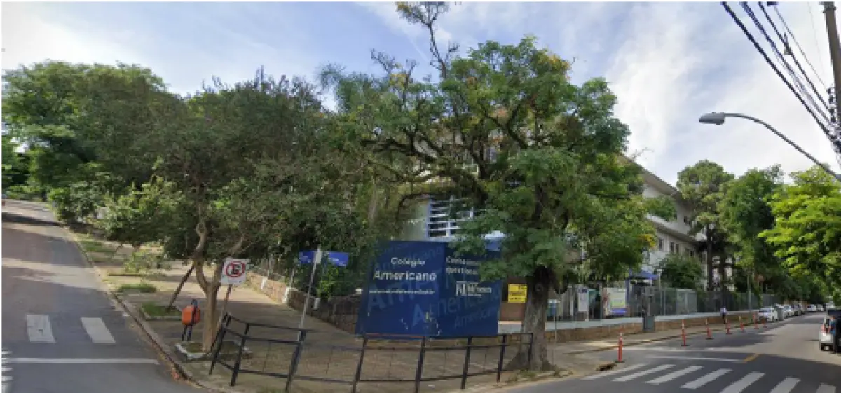 LOTE 000 - prédio com área construída de 13.296,00 m² e seu respectivo terreno de configuração irregular. •	Endereço: Rua Doutor Lauro de Oliveira, nº 71, Bairro Rio Branco, Porto Alegre/RS.