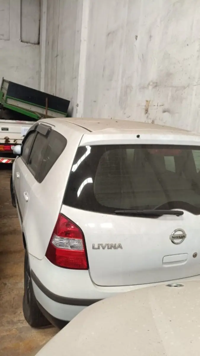 LOTE 000 - Nissan/Livina 1.8SL, fabricação/modelo 2010/2011, cor branca