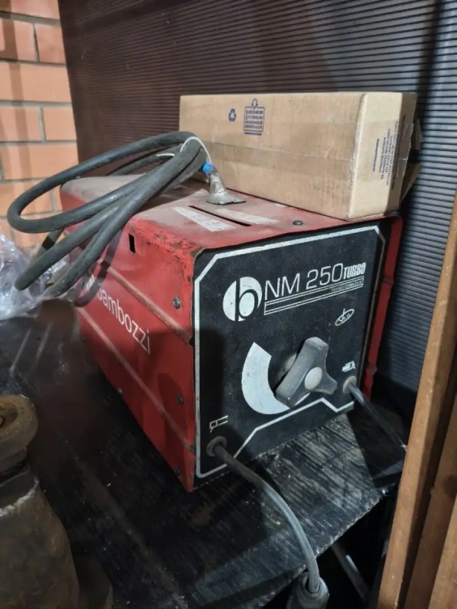 LOTE 000 - EQUIPAMENTOS INDUSTRIAIS